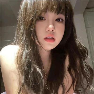 踉跄女孩